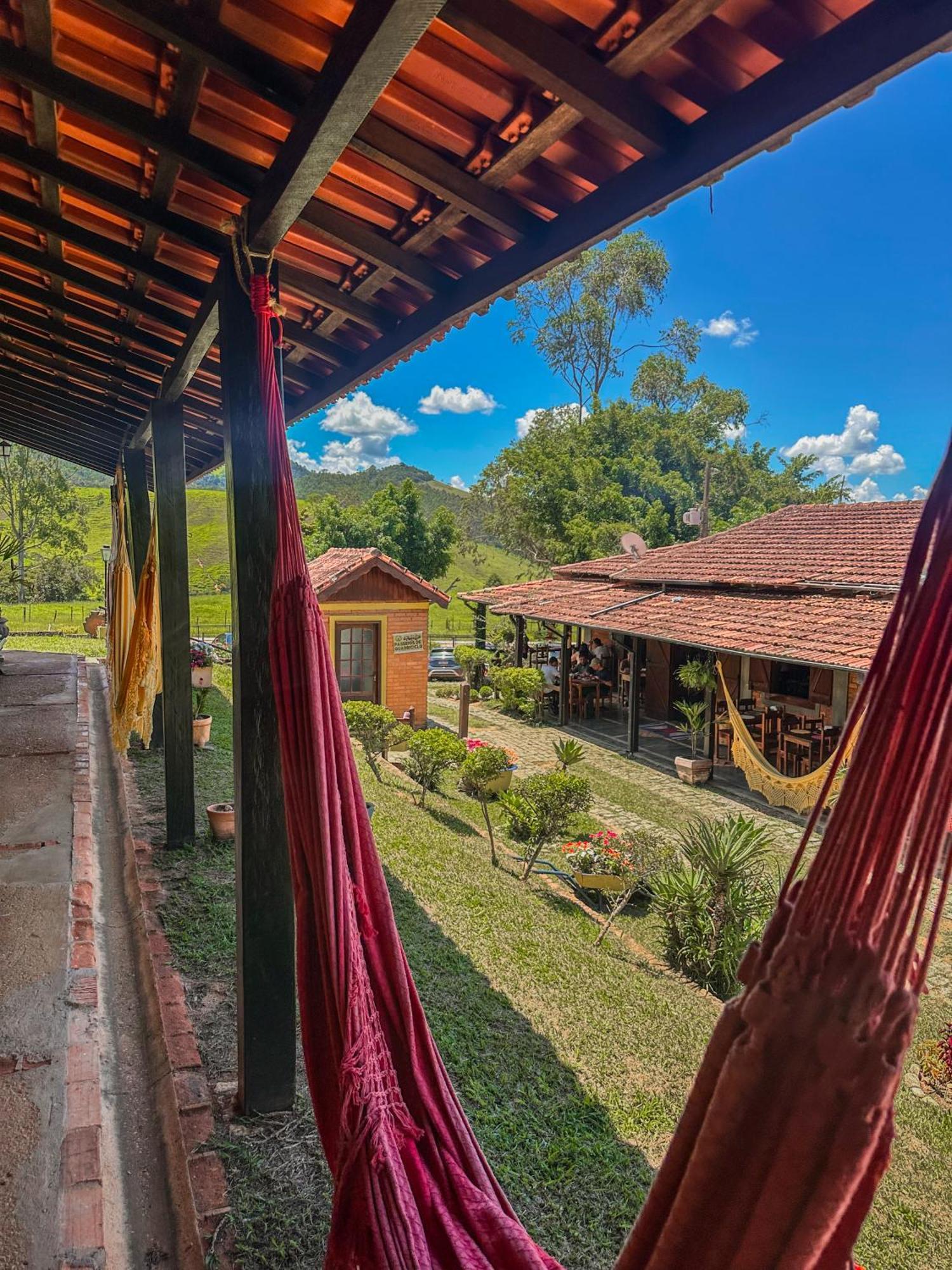 Pousada E Restaurante Casarao Паса Куатро Екстериор снимка